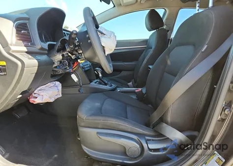 2018 Hyundai Elantra Sel из США, поврежденный, VIN 5NPD84LF7JH290145